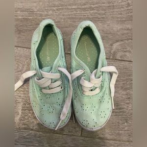 Girls lace up shoes size 11 teal/ sea green